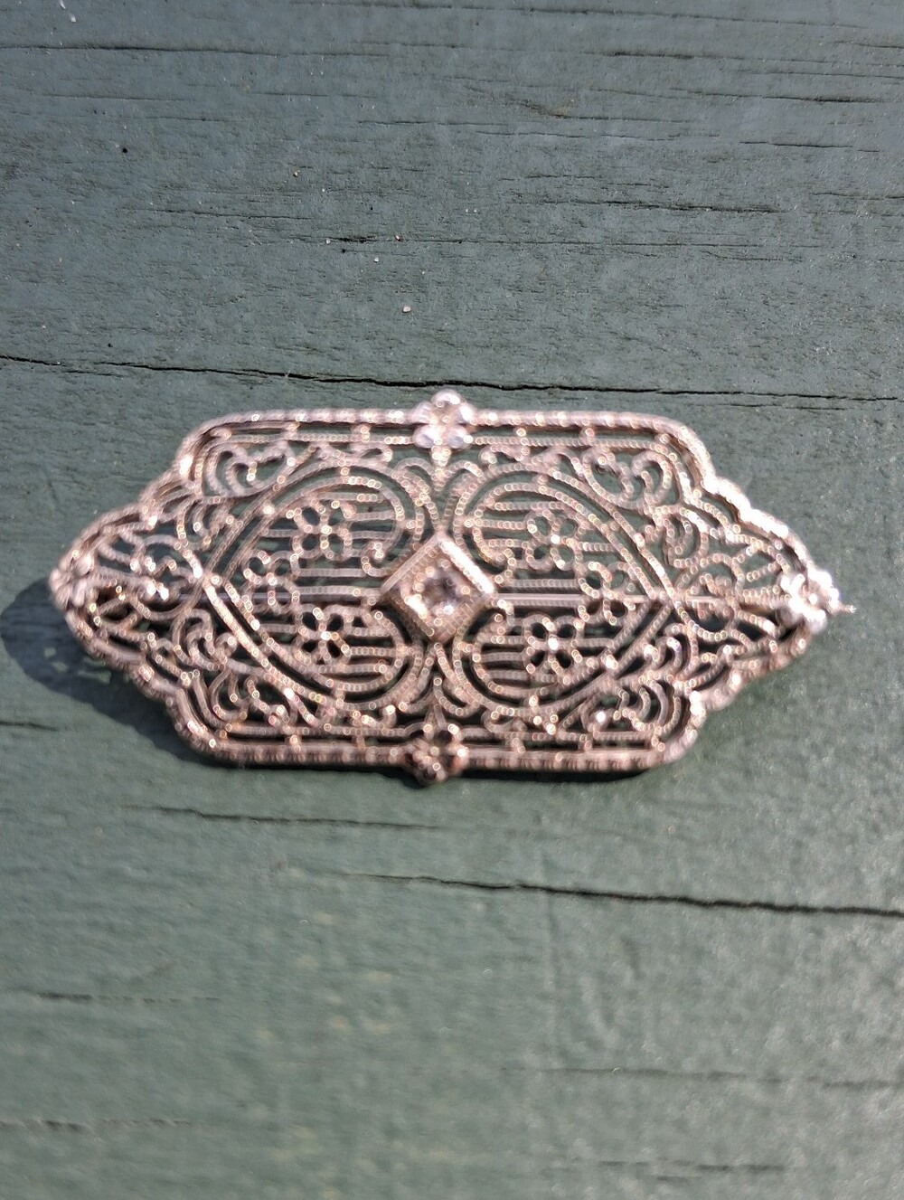 10kt Gold Antique Filigree Pin